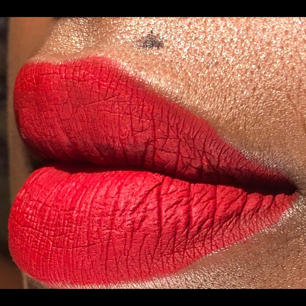 Liquid Matte Lipstick - Picture 2 of 2